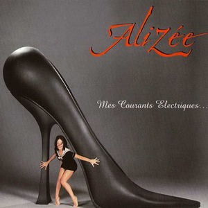 客厅ying乱亲女h小婷y
